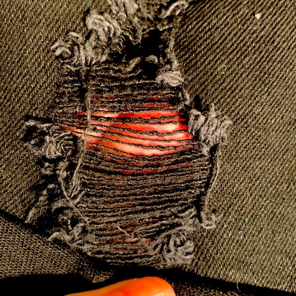 Black juniors Large ripped distressed cuffed 5 pocket STRETCH jean shorts EUC - Picture 3 of 8